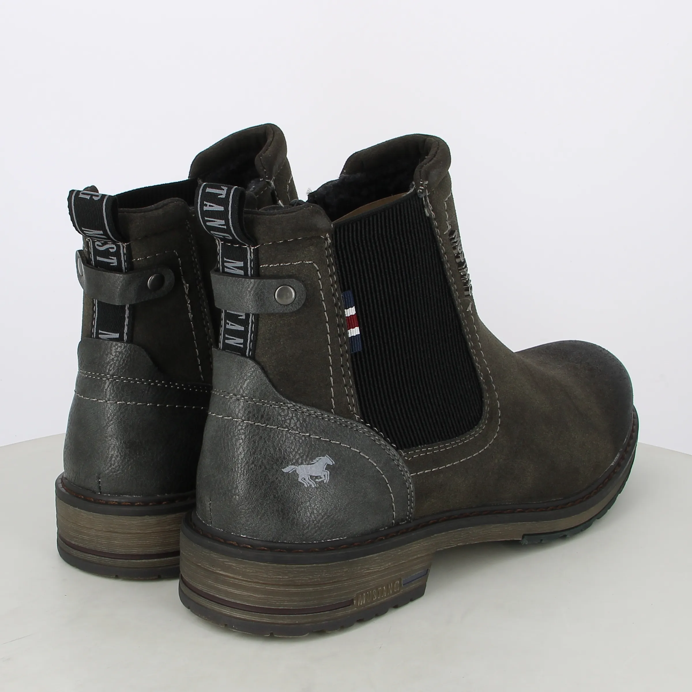 -----Mustang -----Stivaletti da uomo con elastico ----