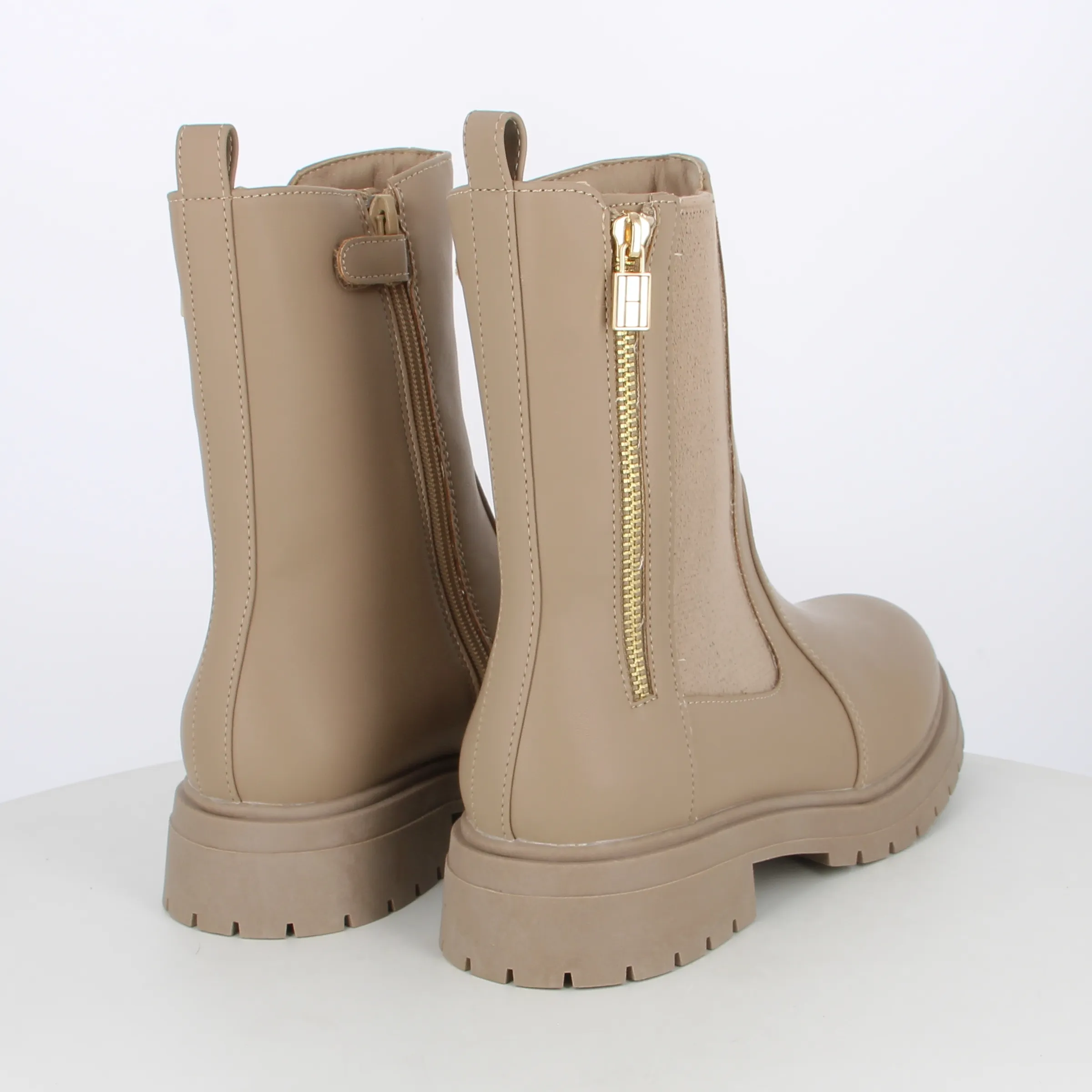 -----Tommy Hilfiger -----Stivaletti da donna con elastico e dettaglio zip ----