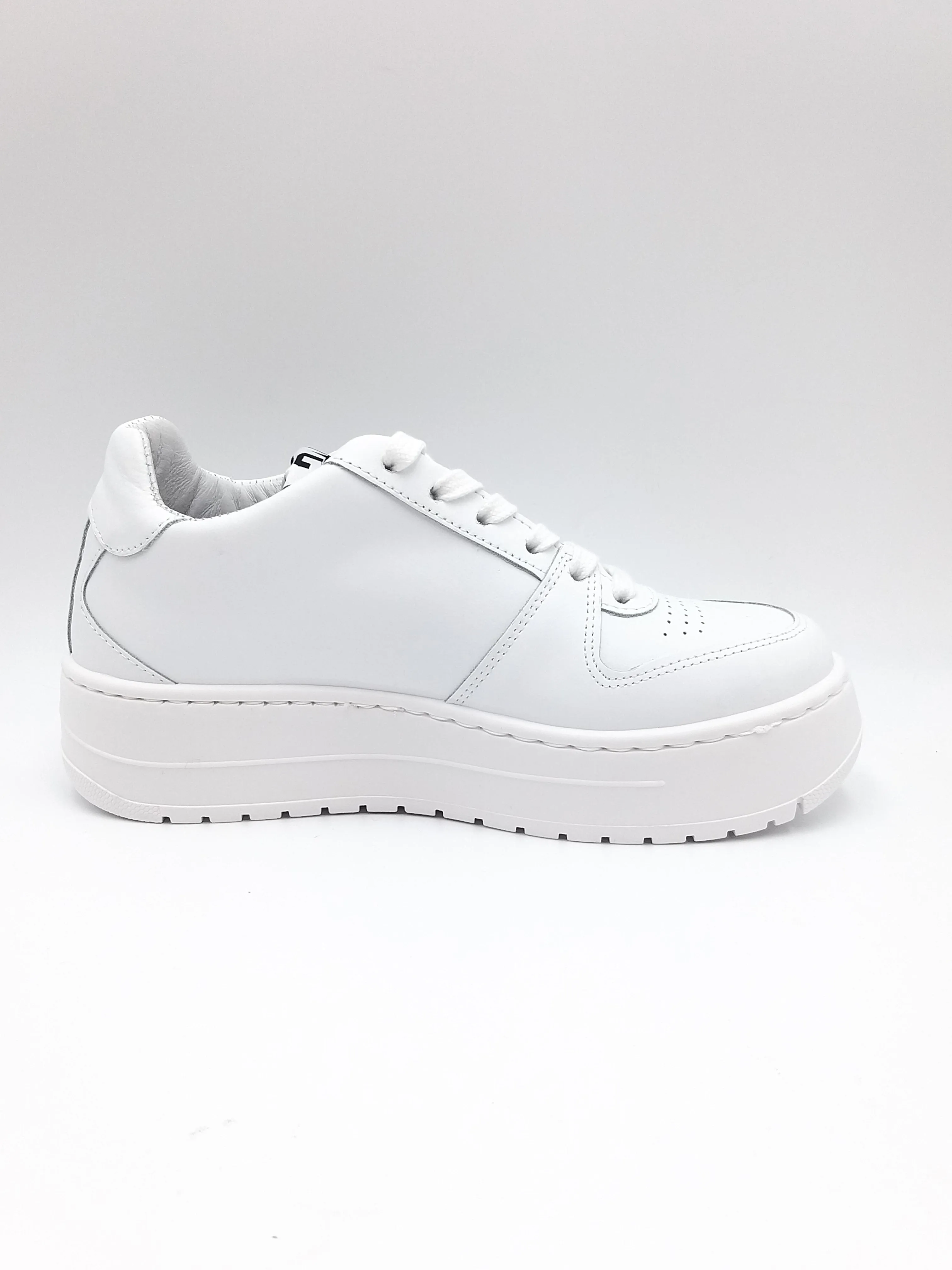 2 Star Sneakers