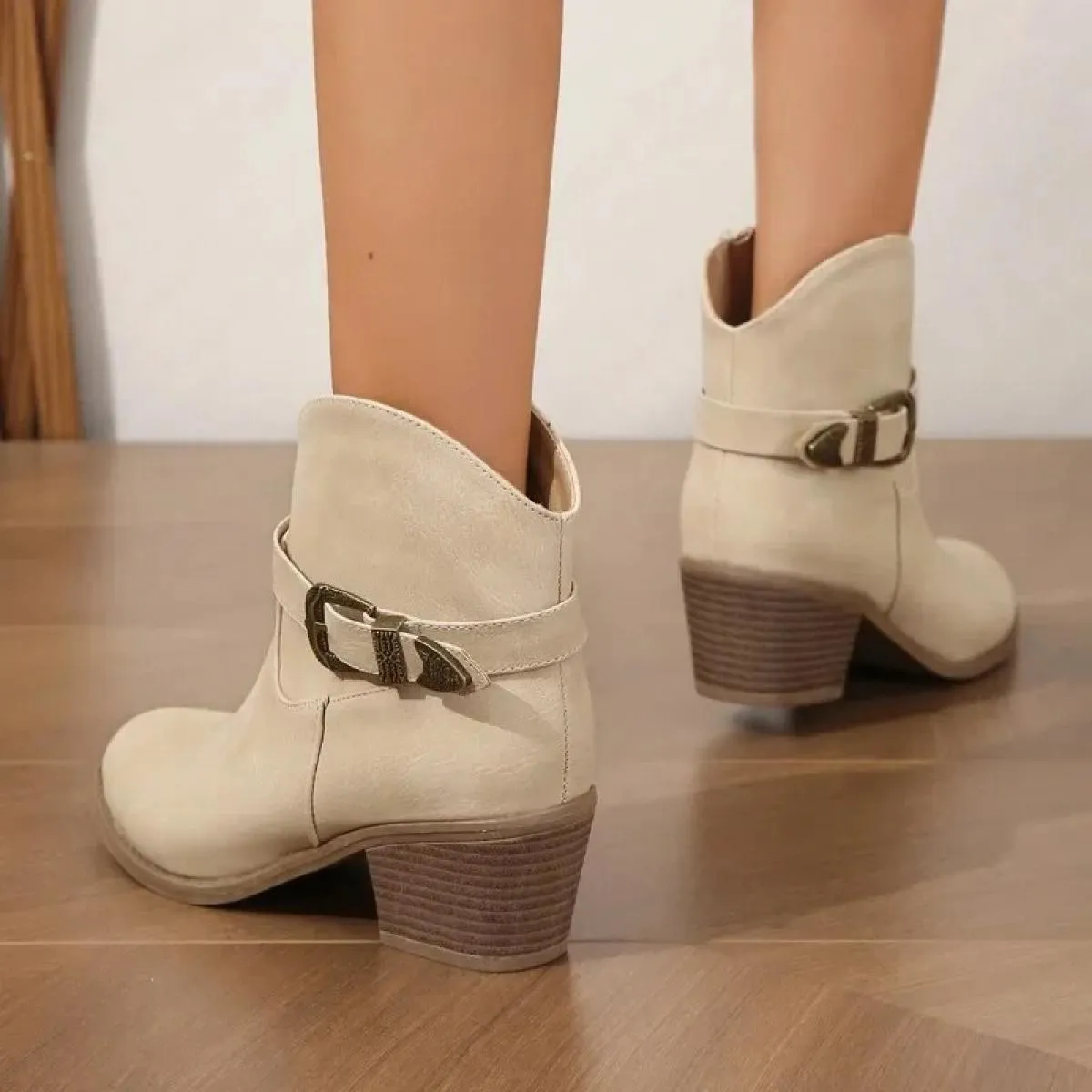 2023 Stivaletti Chelsea Stivaletti corti in pelle PU moda donna Designer Donna Autunno Inverno Scarpe Stivaletti casual Tacchi a