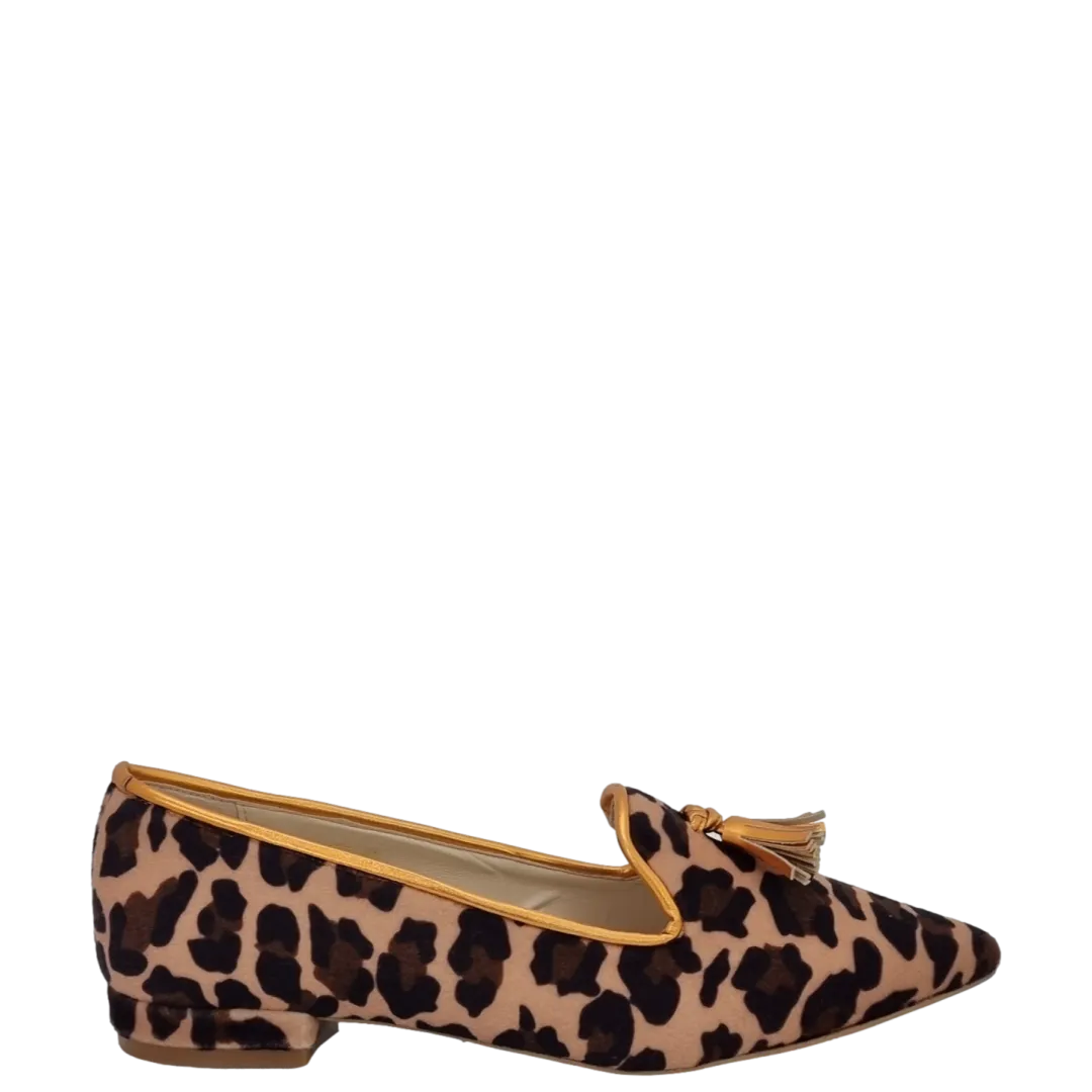 Ballerine animalier a punta con nappine