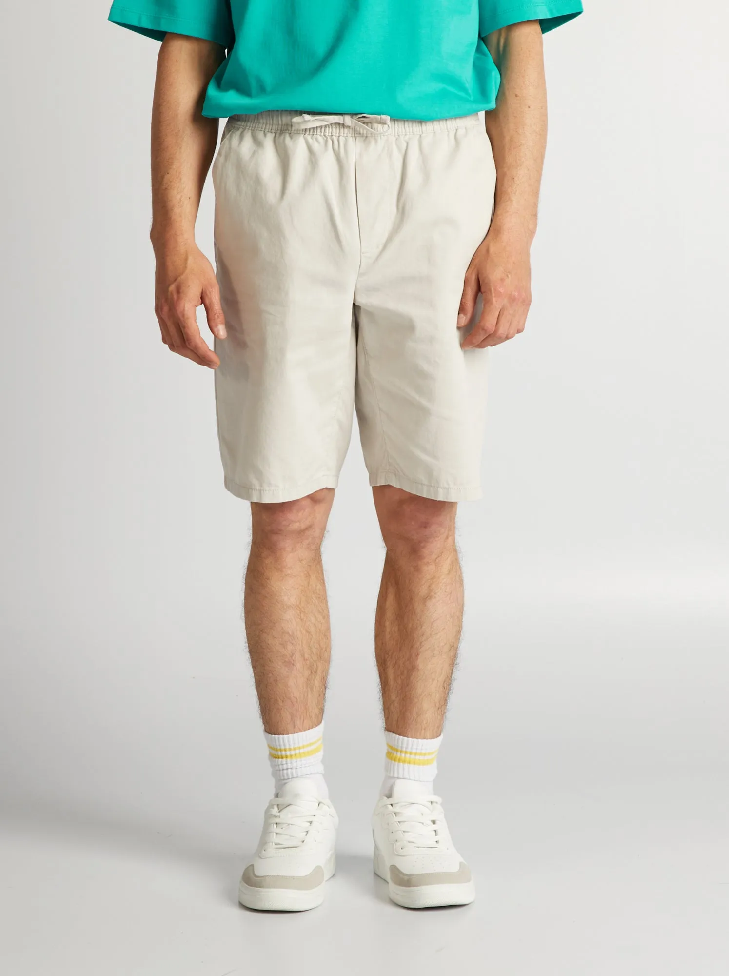 Bermuda chino con vita elasticizzata - GRIGIO