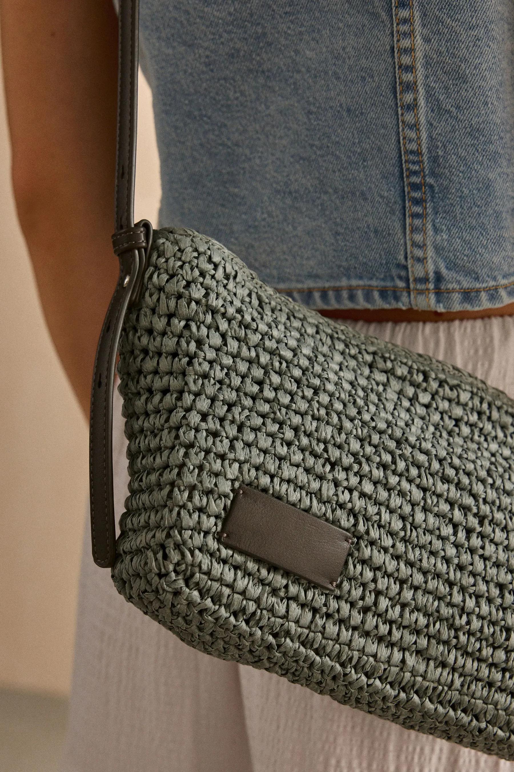 Borsa a tracolla in paglia