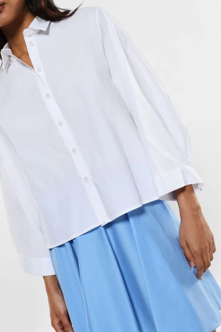 Camicia con maniche svasate