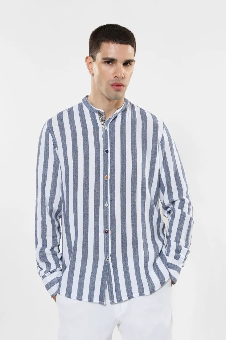 Camicia fantasia rigata in lino con bottoni colorati