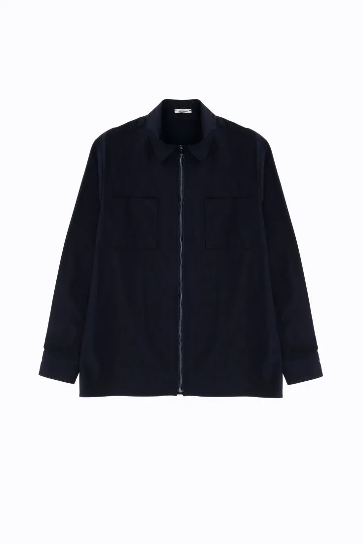 Camicia monocolour con taschini applicati e zip