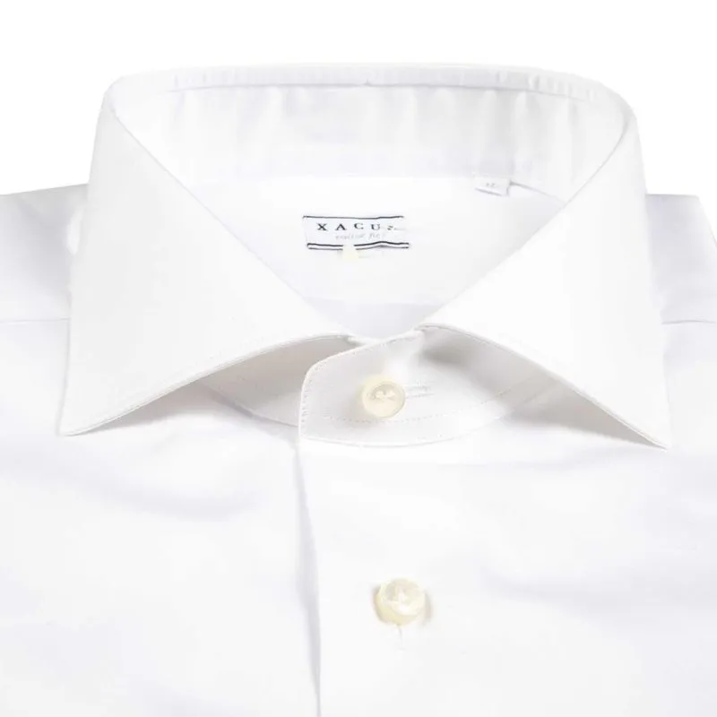 Camicia tailor fit con collo alla francese 