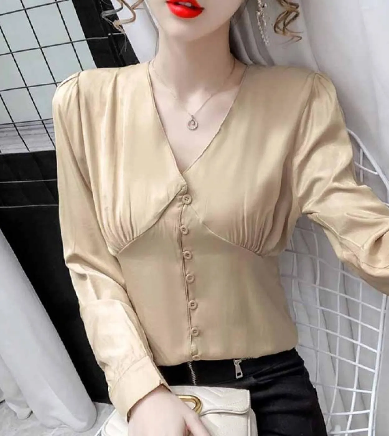 Camicie da donna in vita primaverile con bottoni Corsetto di giunzione Camicie solide sottili Camicetta in raso a maniche lunghe