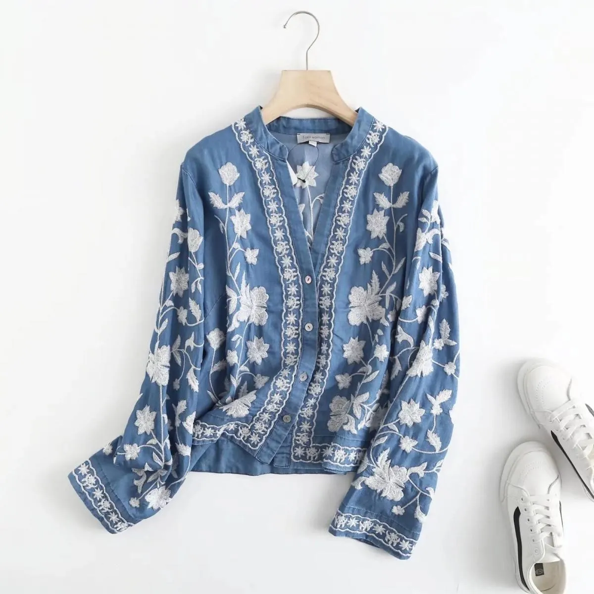 Camisas Camicie cardigan da donna Nuove magliette ricamate Streetwear Camicie vintage Camicie in cotone sciolto Mujer Camicie co