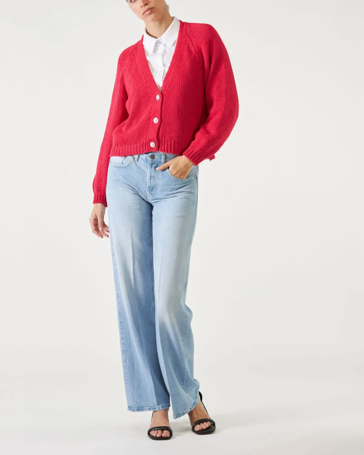 Cardigan crop di colore rosso corallo