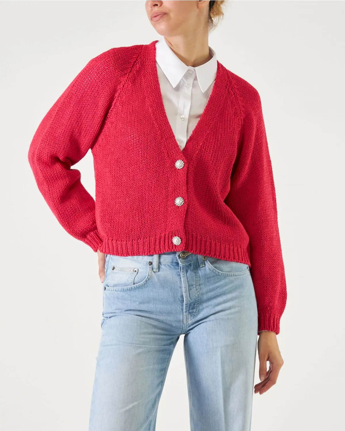Cardigan crop di colore rosso corallo
