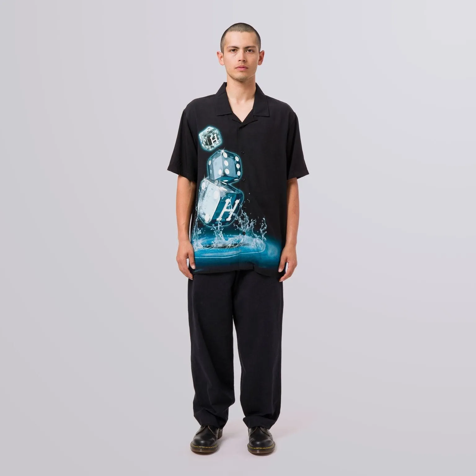 DICE S/S WOVEN TOP - BLACK