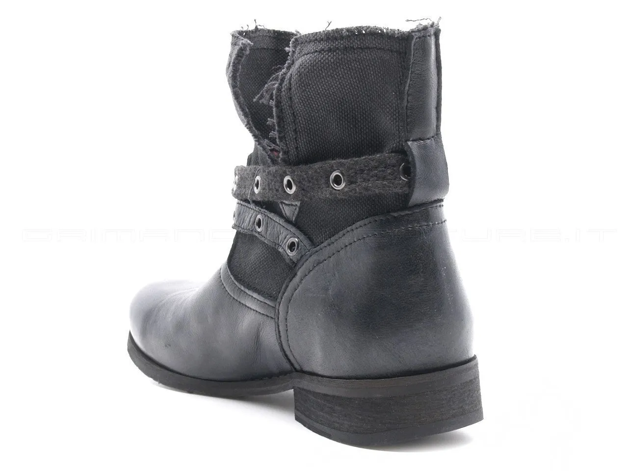 Felmini stivaletti biker con cinturini