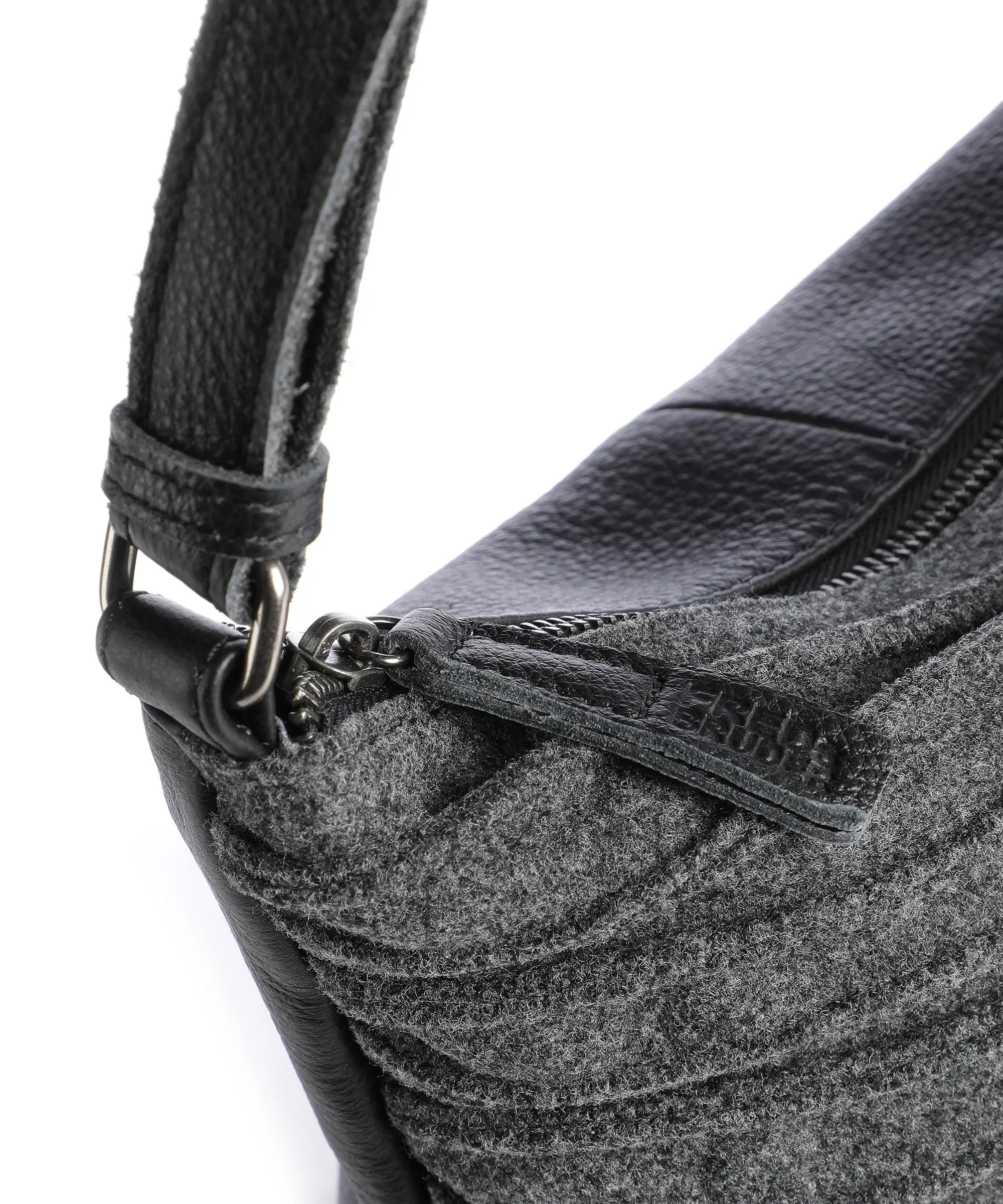  FredsBruder Felt Riffelinchen Borsa a tracolla cotone, pelle granulata nero/grigio  
