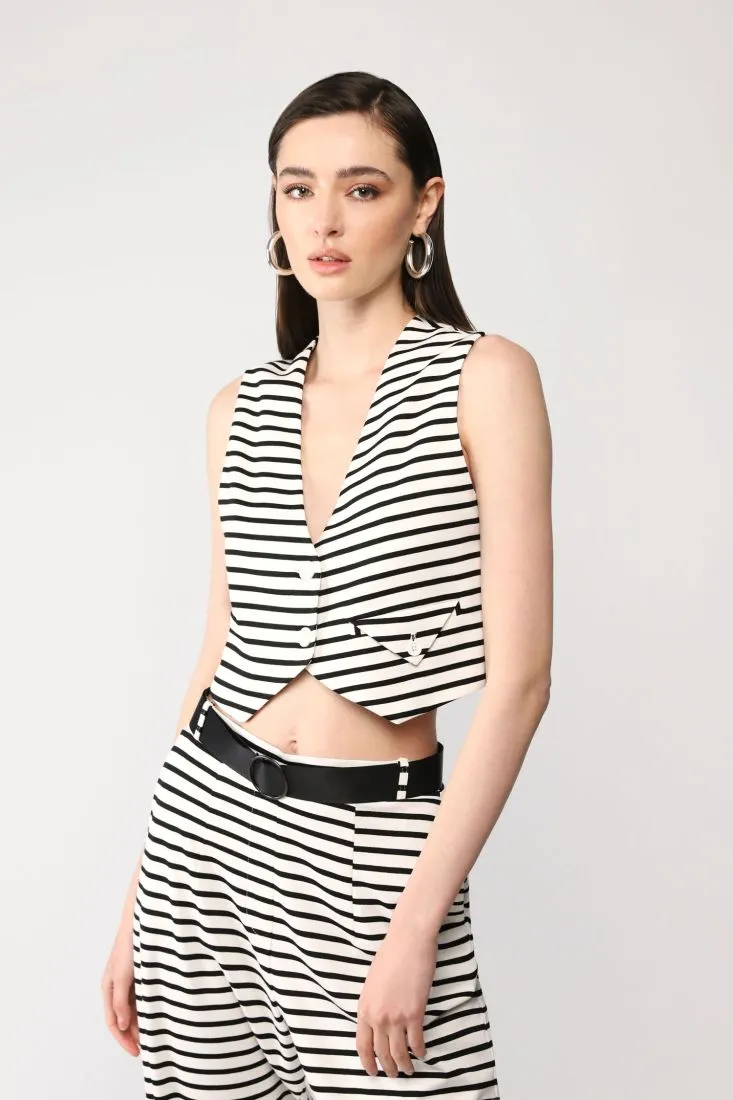 Gilet cropped a righe con tasca a filetto con pattina