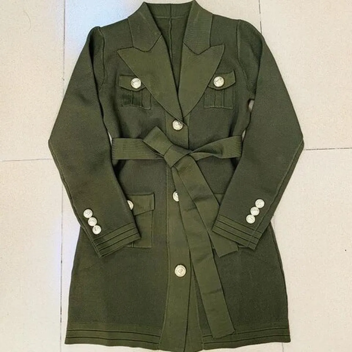 High Street più recente 2022 Designer Fashion Jacket Donna manica lunga Colletto dentellato Bottoni leone Cardigan lavorato a ma