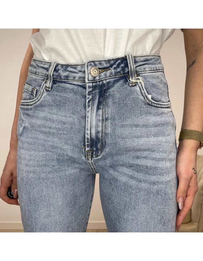 JEANS MOM