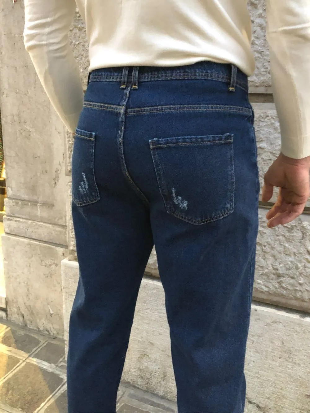 Jeans strappati