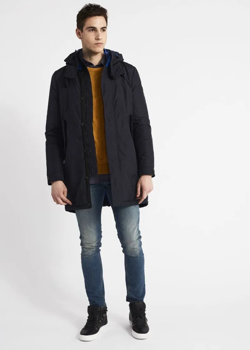 Maglia con treccia