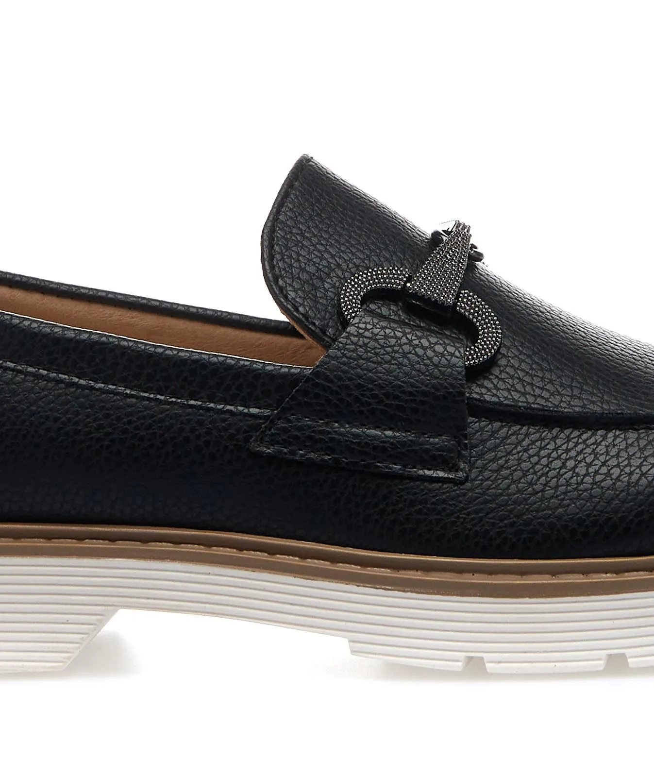Mocassini neri casual con morsetto