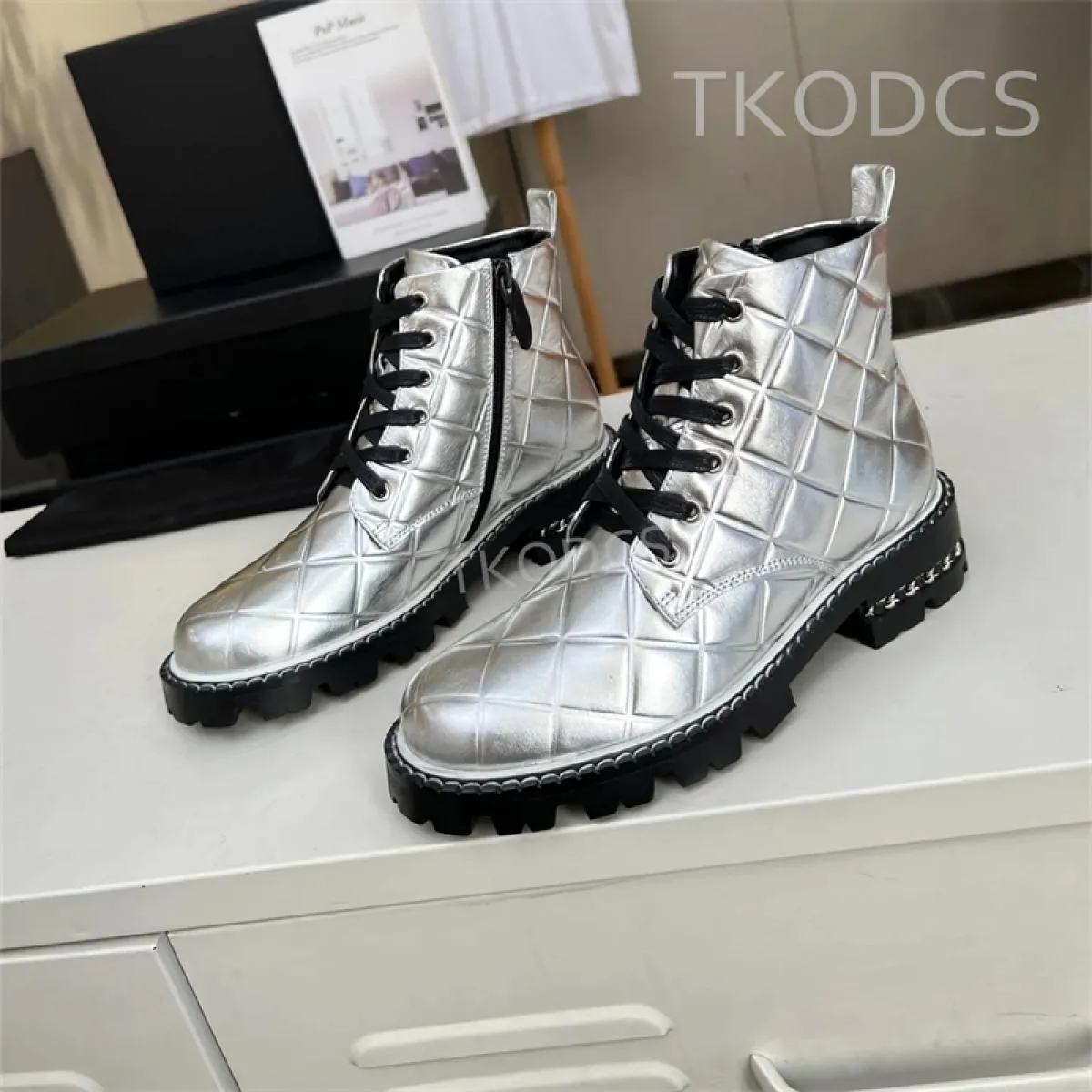 Nuovo arrivo Stivali Donna Stivaletti corti in vera pelle Stivaletti con tacco medio Stivaletti con plateau piatto Scarpe firmat