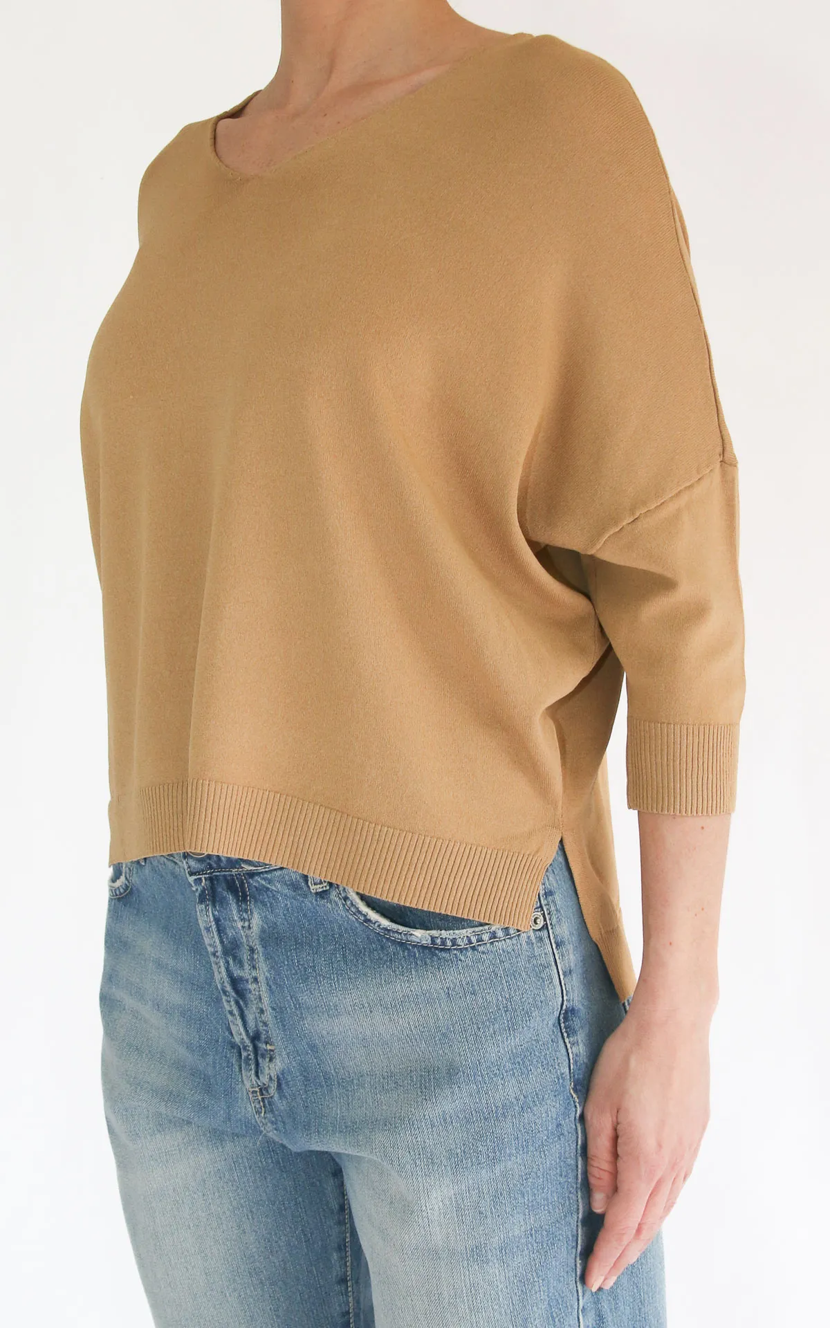 Off-on – Maglia scollo V viscosa – Camel