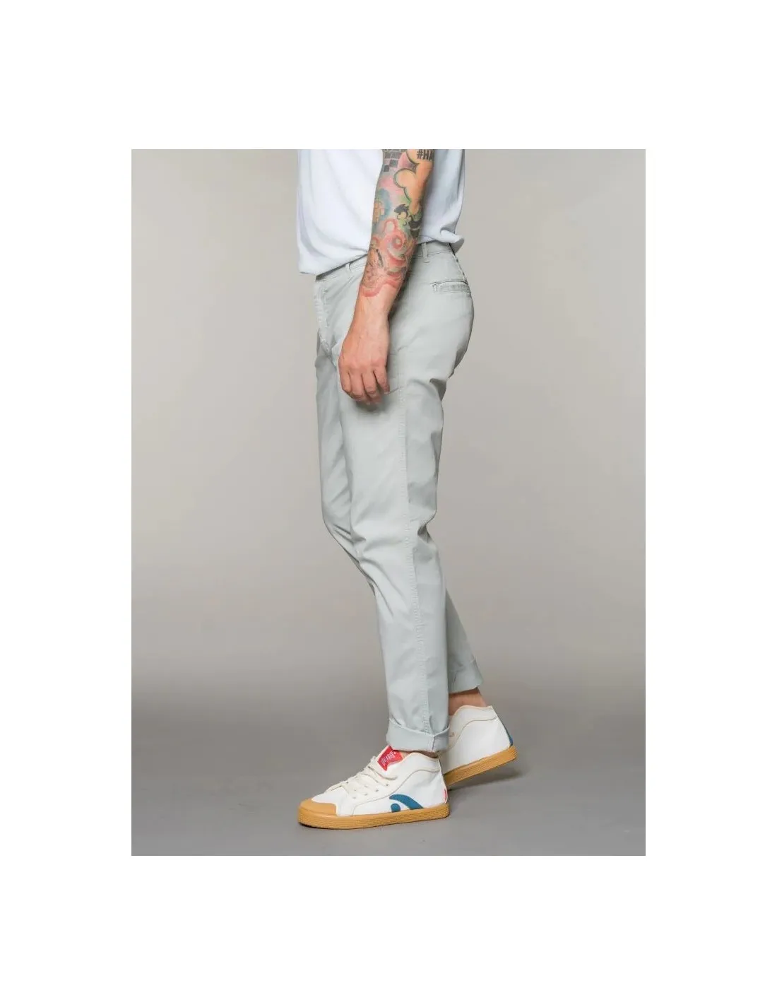PANTALONE CHINO IN COTONE BIOLOGICO "LASSE"
