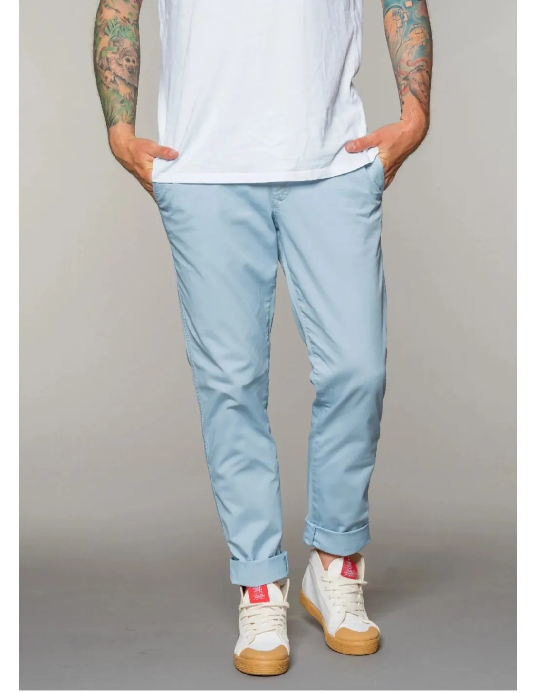 PANTALONE CHINO IN COTONE BIOLOGICO "LASSE"