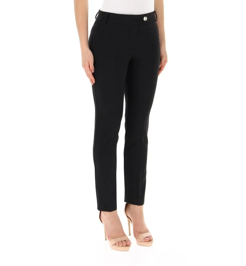 Pantaloni a sigaretta