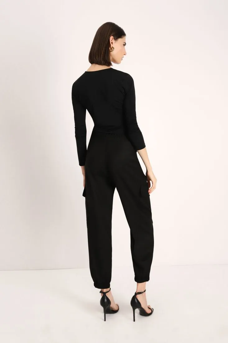 Pantaloni cargo monocolour con vita e orli elasticizzati