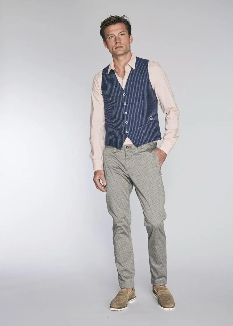 Pantaloni chino con fantasia geometrica