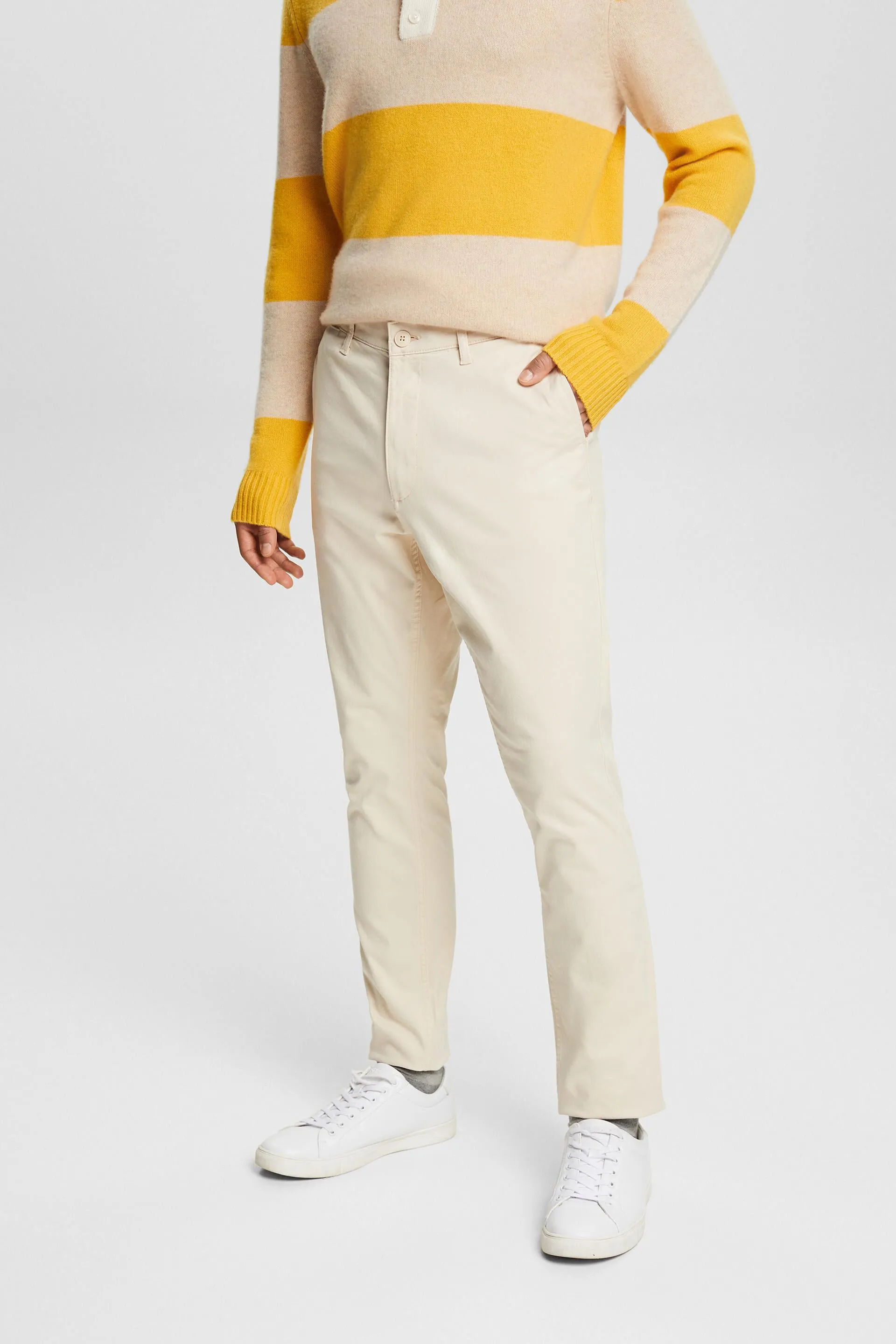 Pantaloni chino con gamba slim