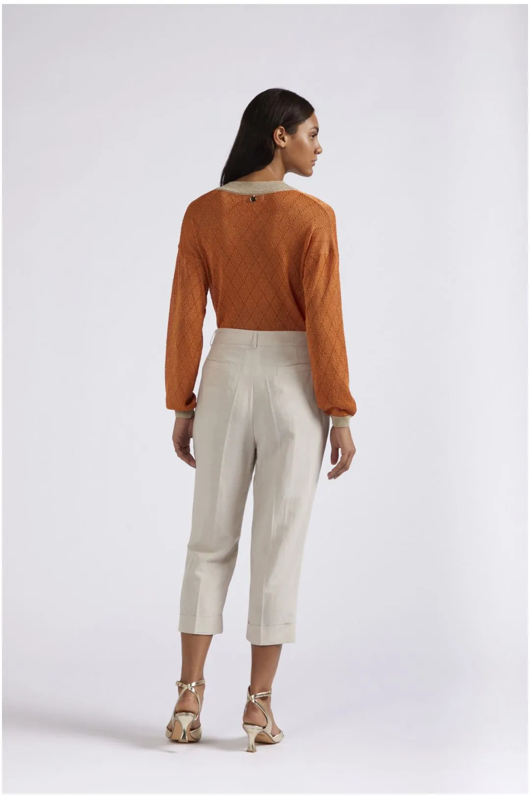 pantaloni cropped con risvolto in misto lino corda
