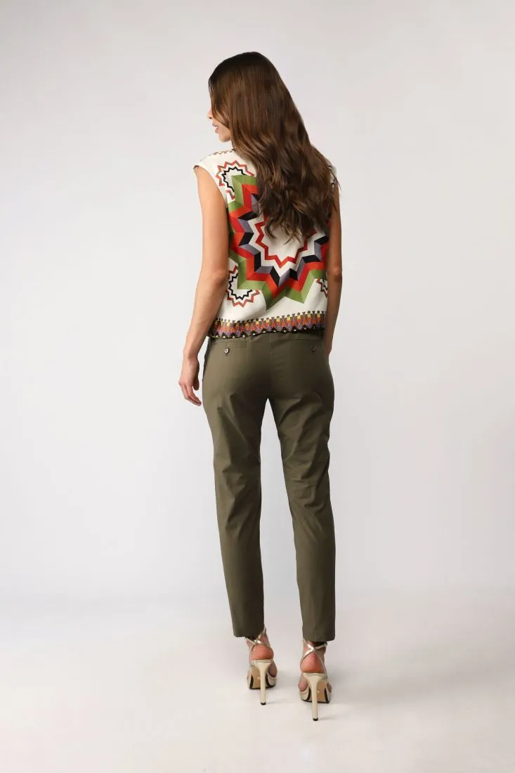Pantaloni slim-fit con tasche verticali e vita elasticizzata