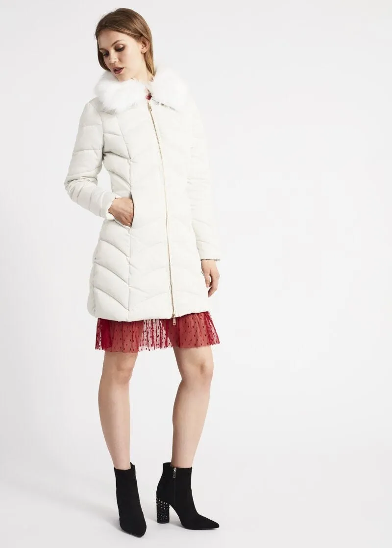 Piumino midi con motivo chevron