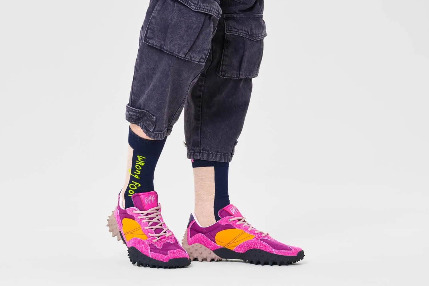 RIGHT WRONG SOCK