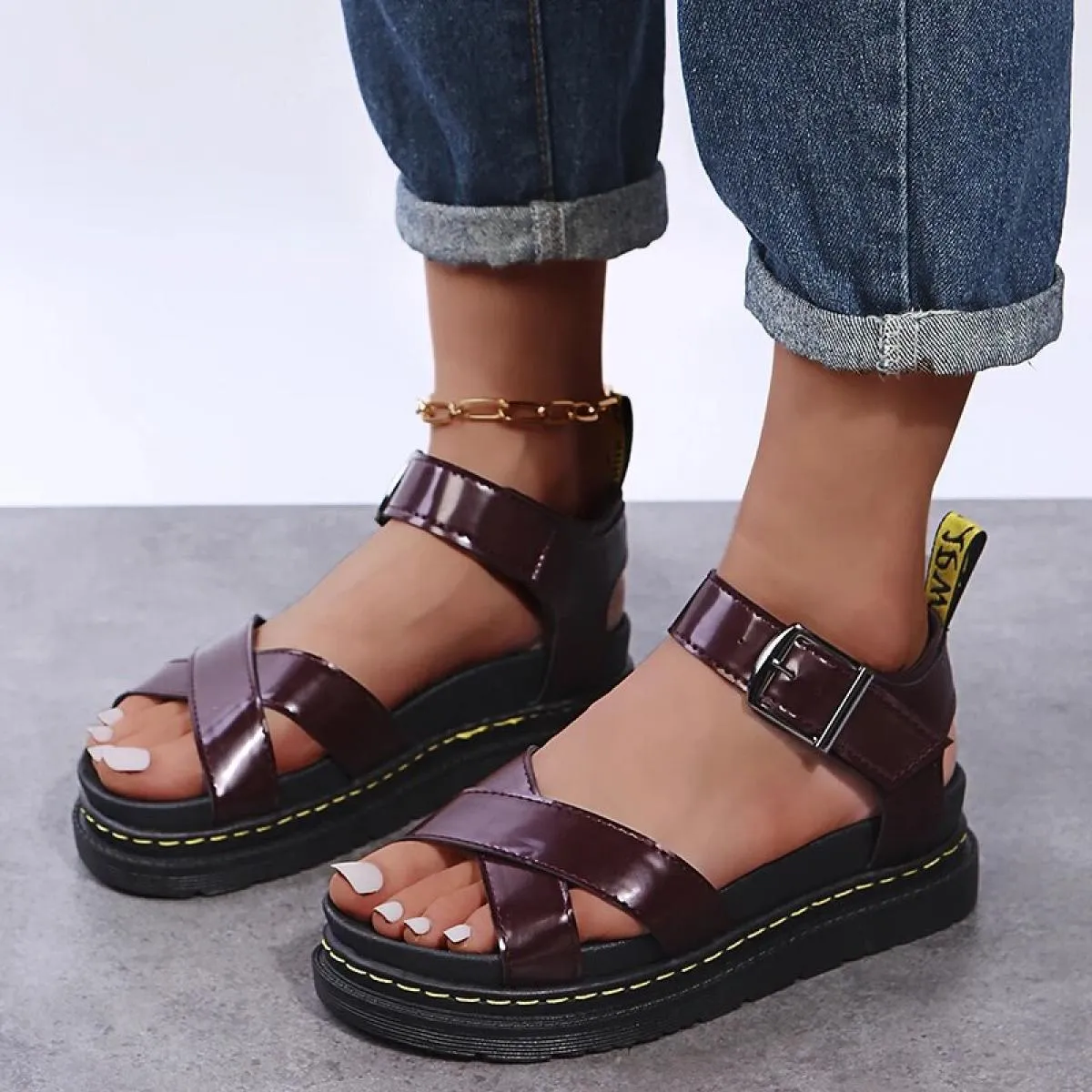 Scarpe con plateau donna 2023 nuove scarpe da donna Comfort estive moda sandali da donna open toe sandali di grandi dimensioni C