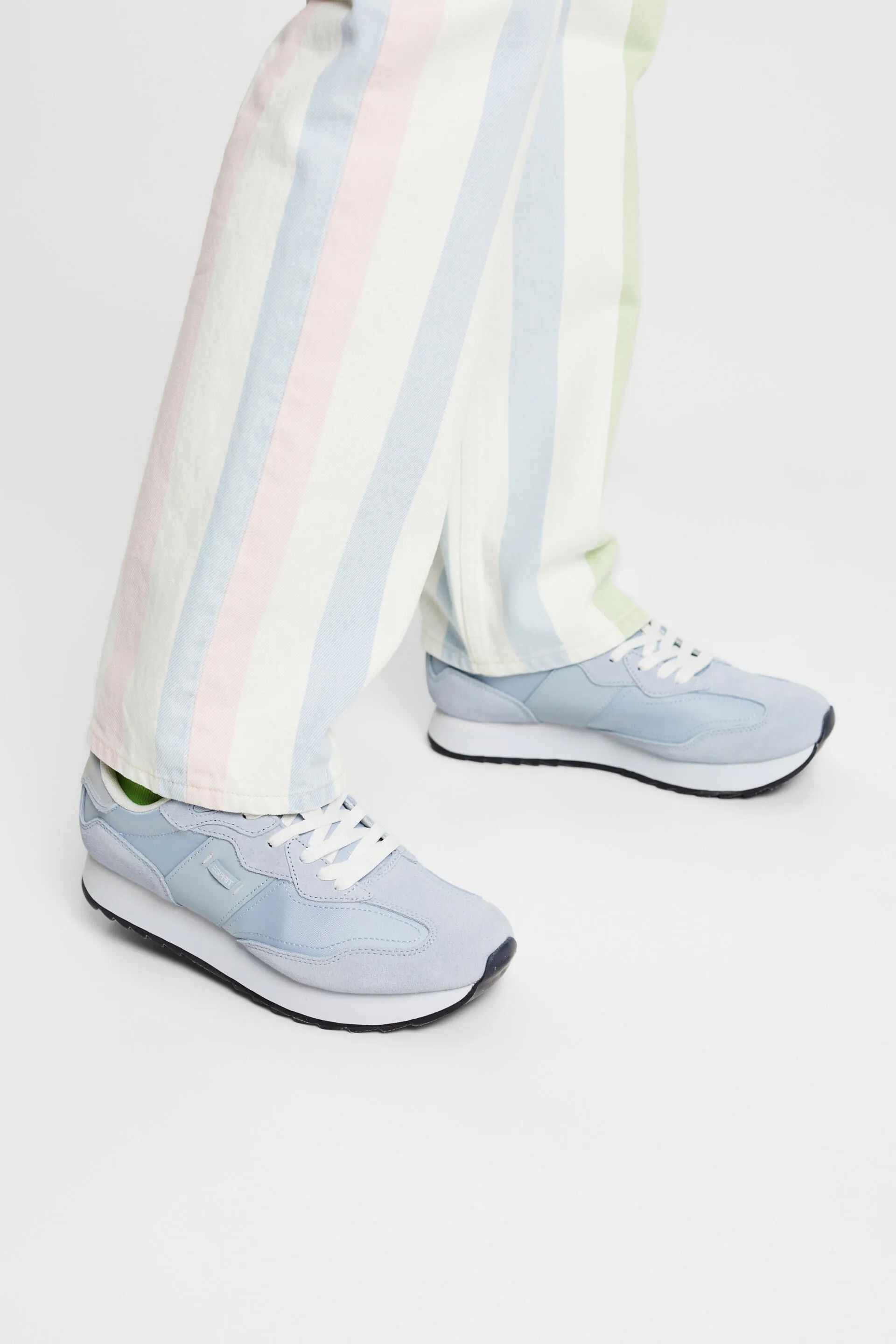 Sneakers in pelle con plateau