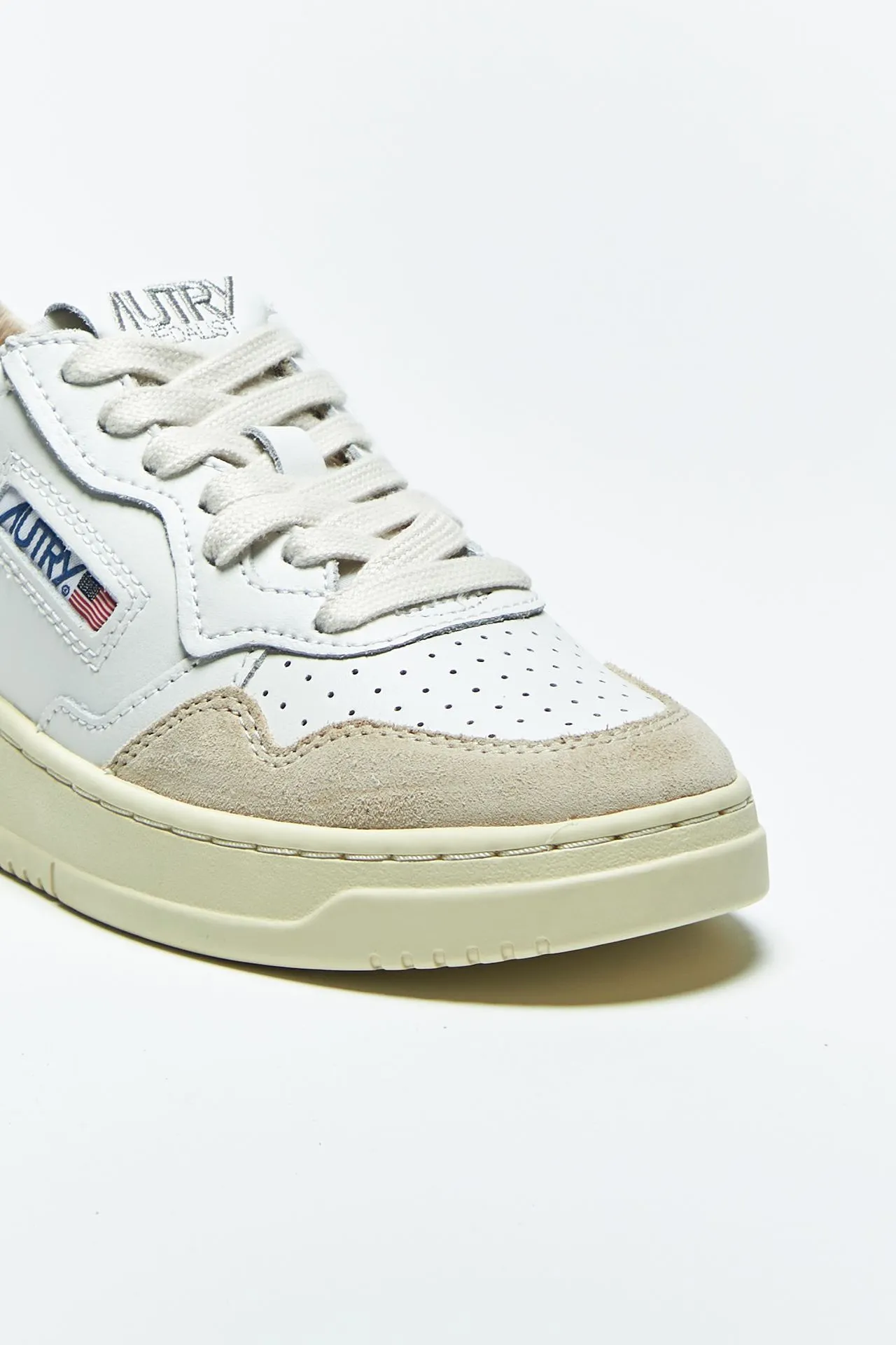 Sneakers MEDALIST LOW AULW-LS37 