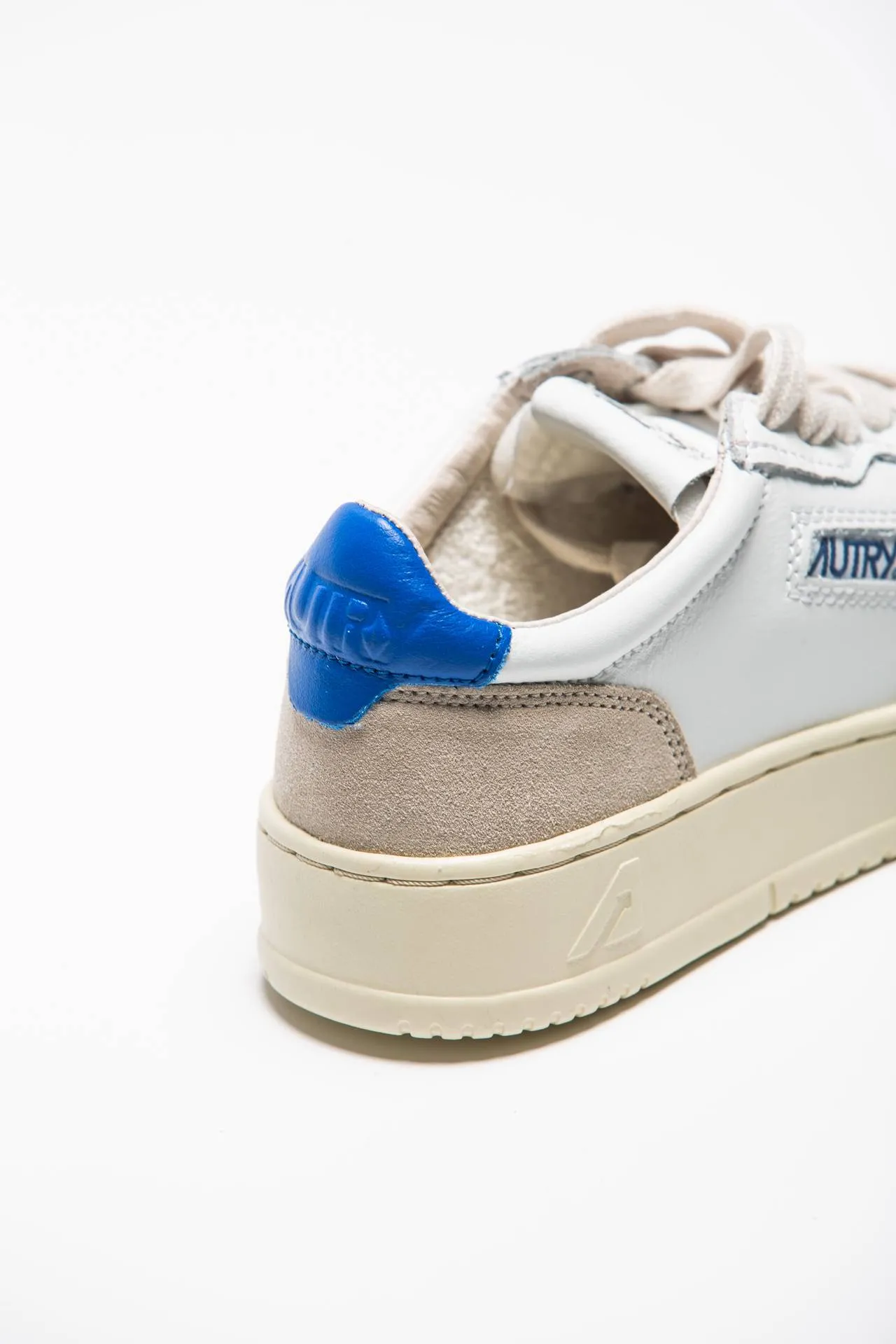 Sneakers MEDALIST LOW-AULW-LS49 