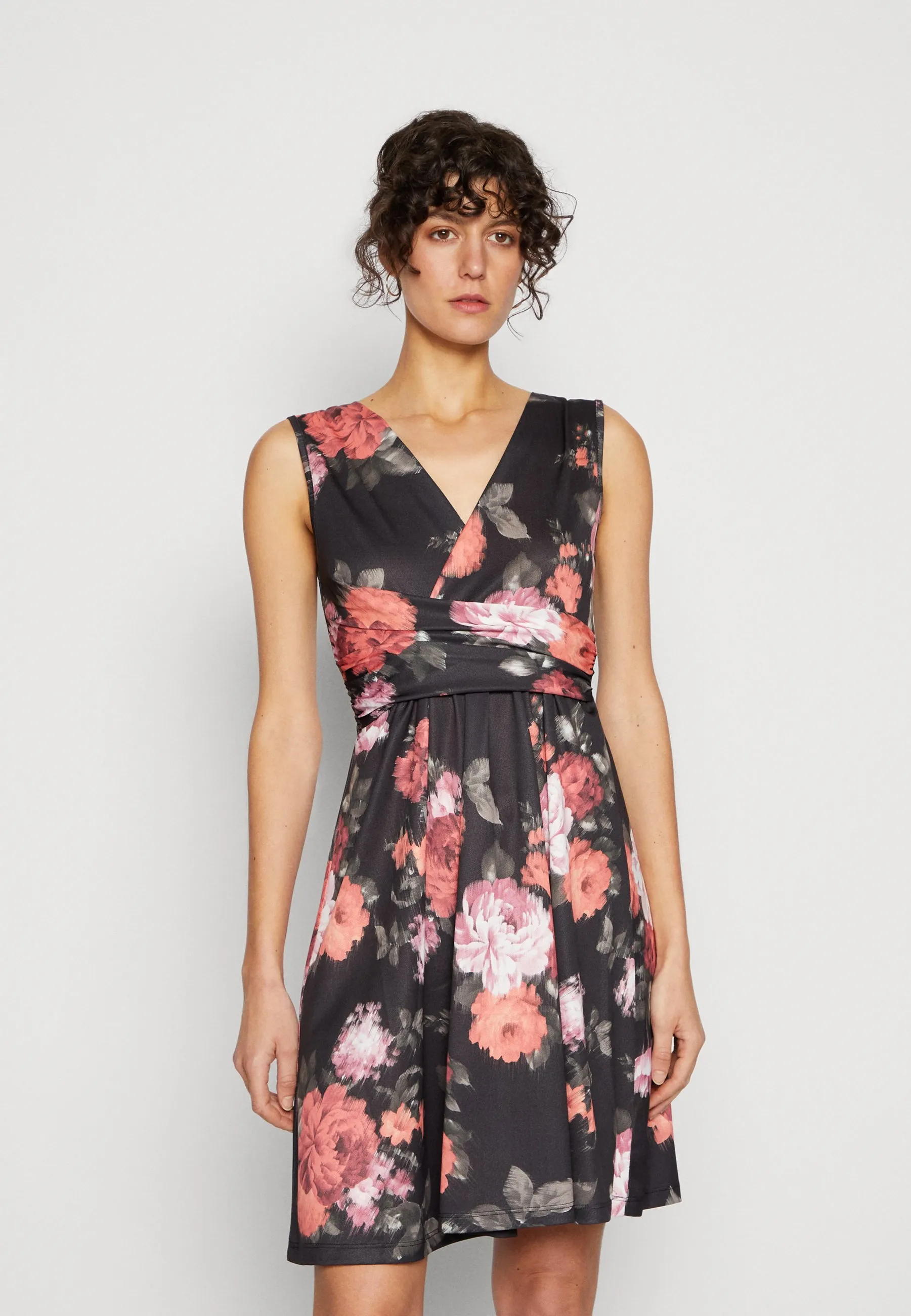 Vestito di maglina